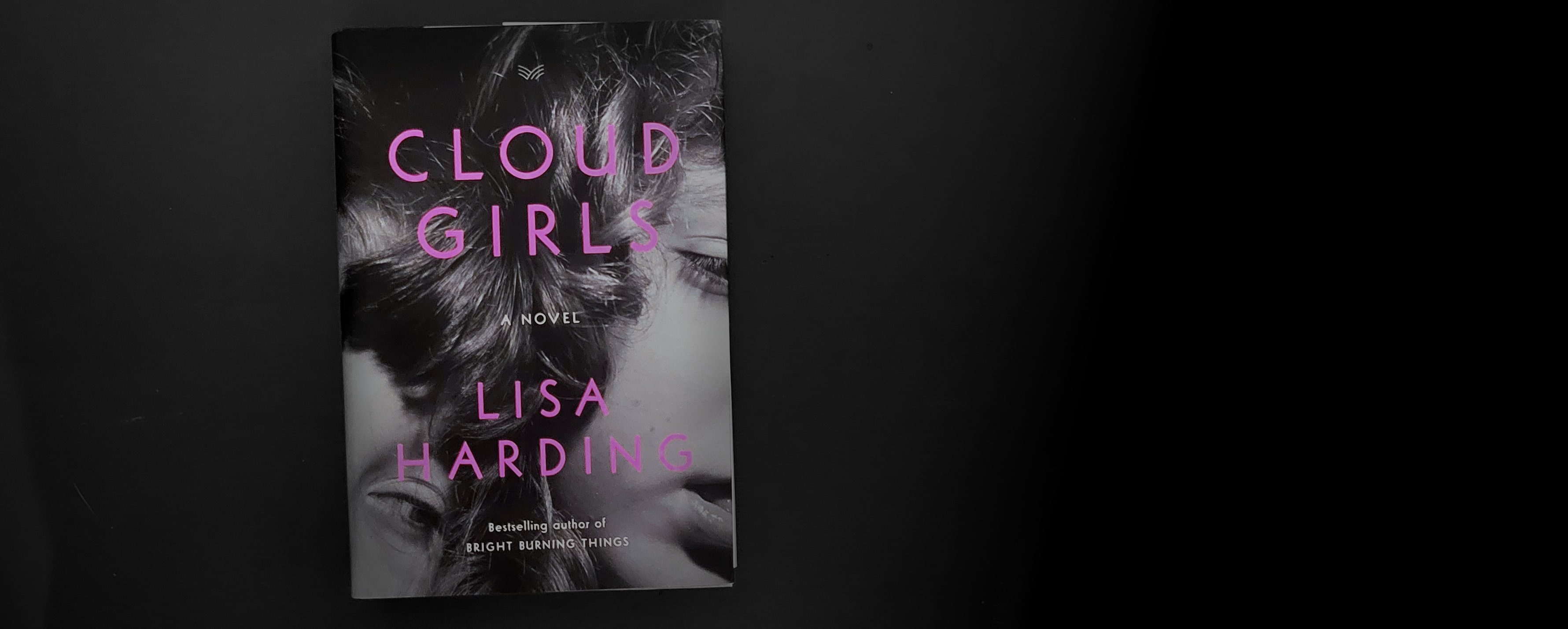 Book cover of Cloud Girls by Lisa Harding