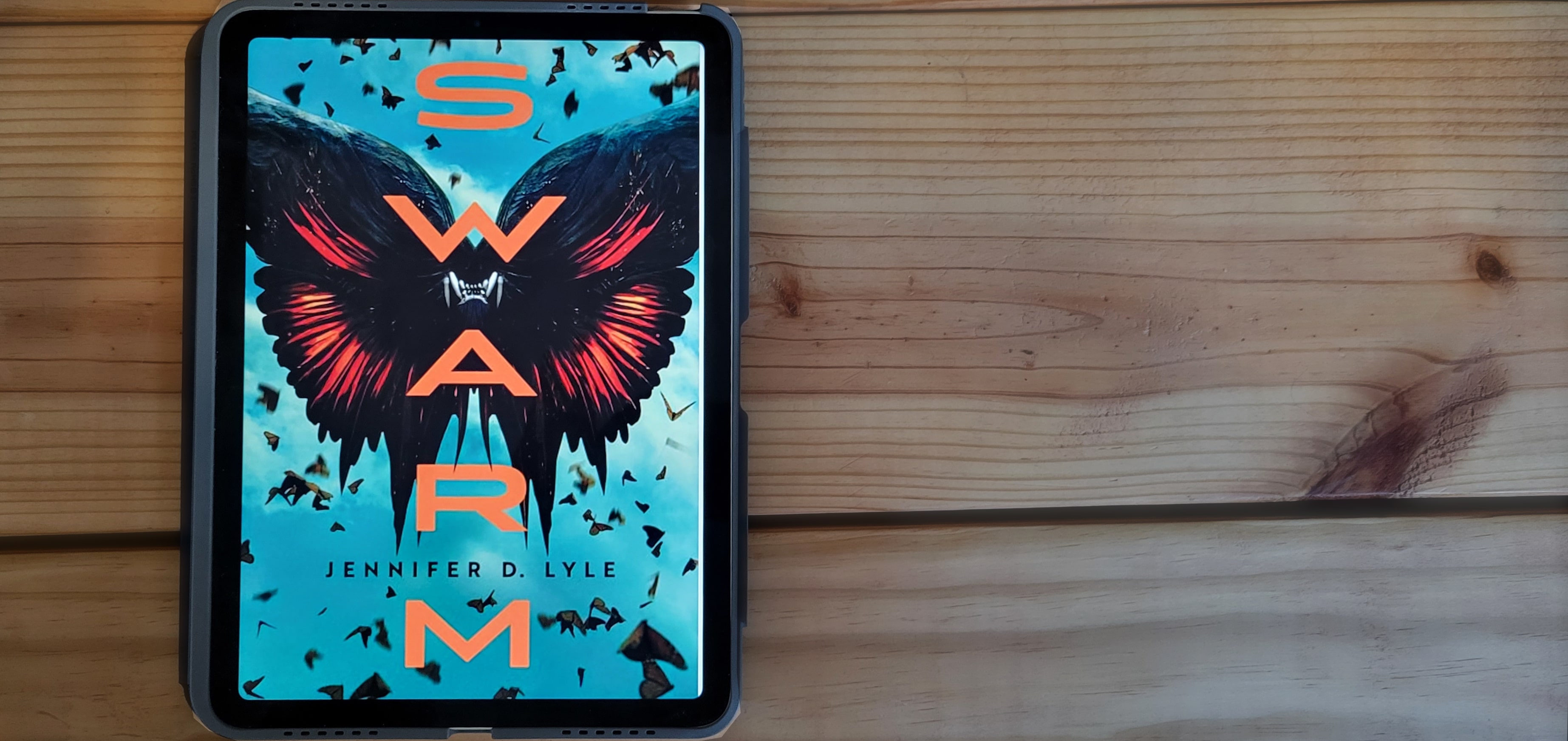Book cover of Swarm by Jennifer D. Lyle