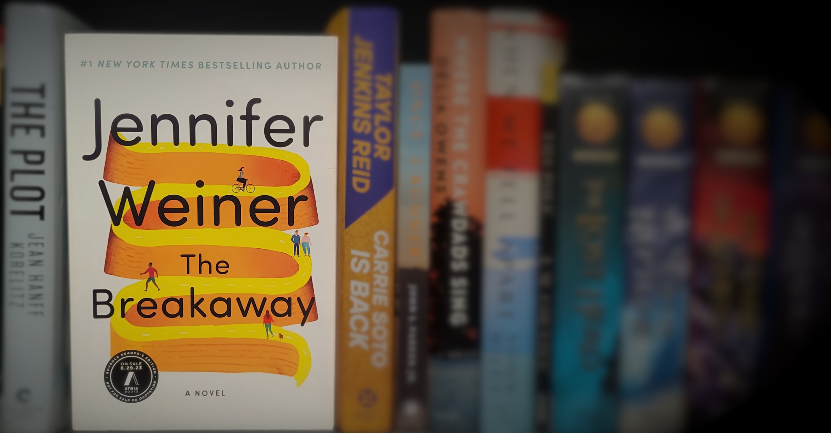 Book cover of The Breakaway by Jennifer Weiner
